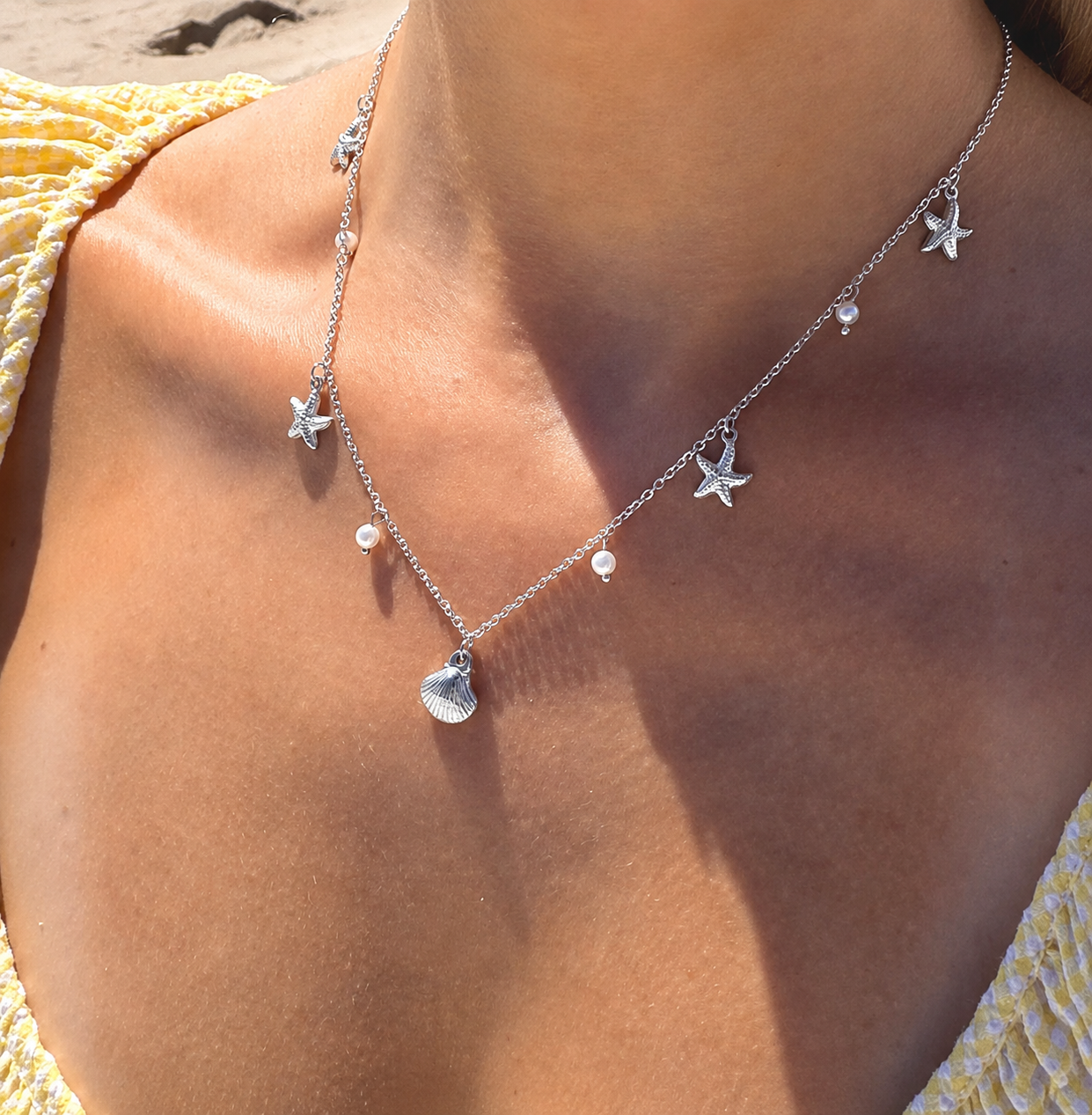 Evry Jewels Beachy Charm Necklace