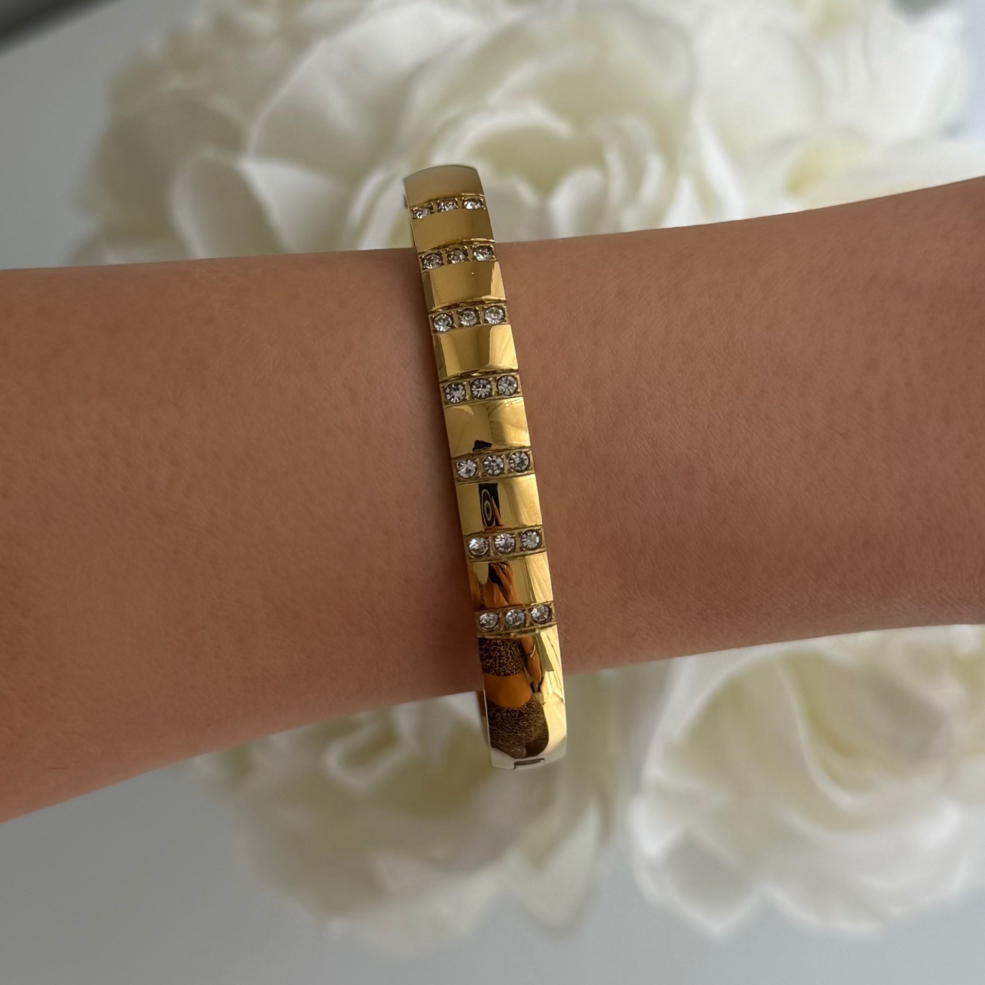 Evry Jewels Aura Bangle