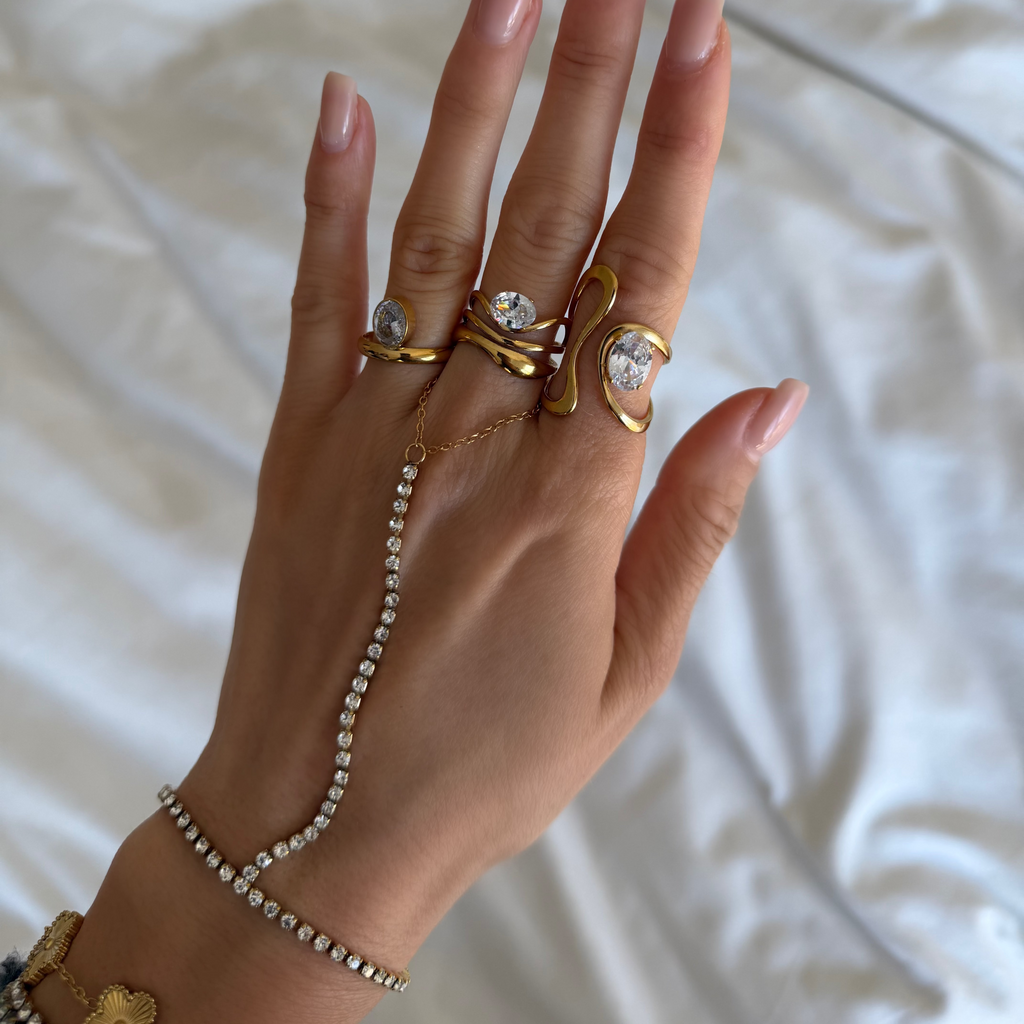 Evry Jewels Icy Tennis Hand Chain