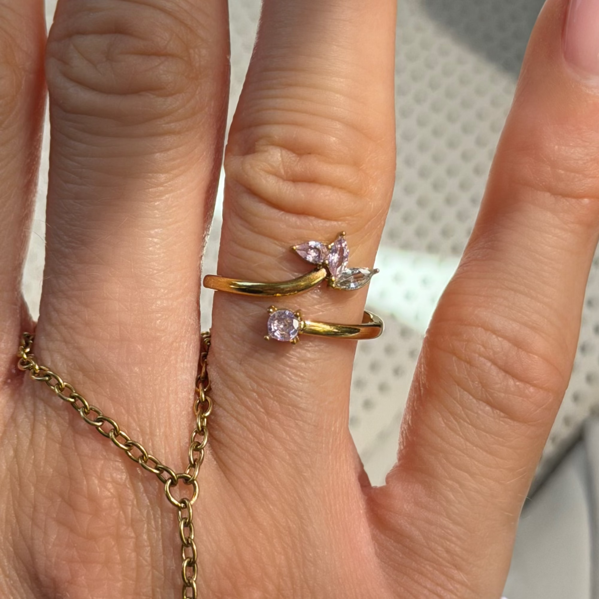 Evry Jewels Blush Bloom Ring