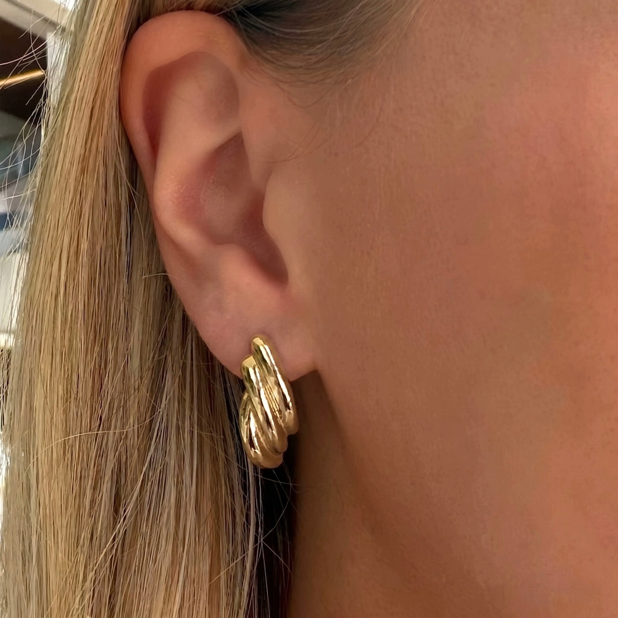Evry Jewels Twisted Icon Earrings