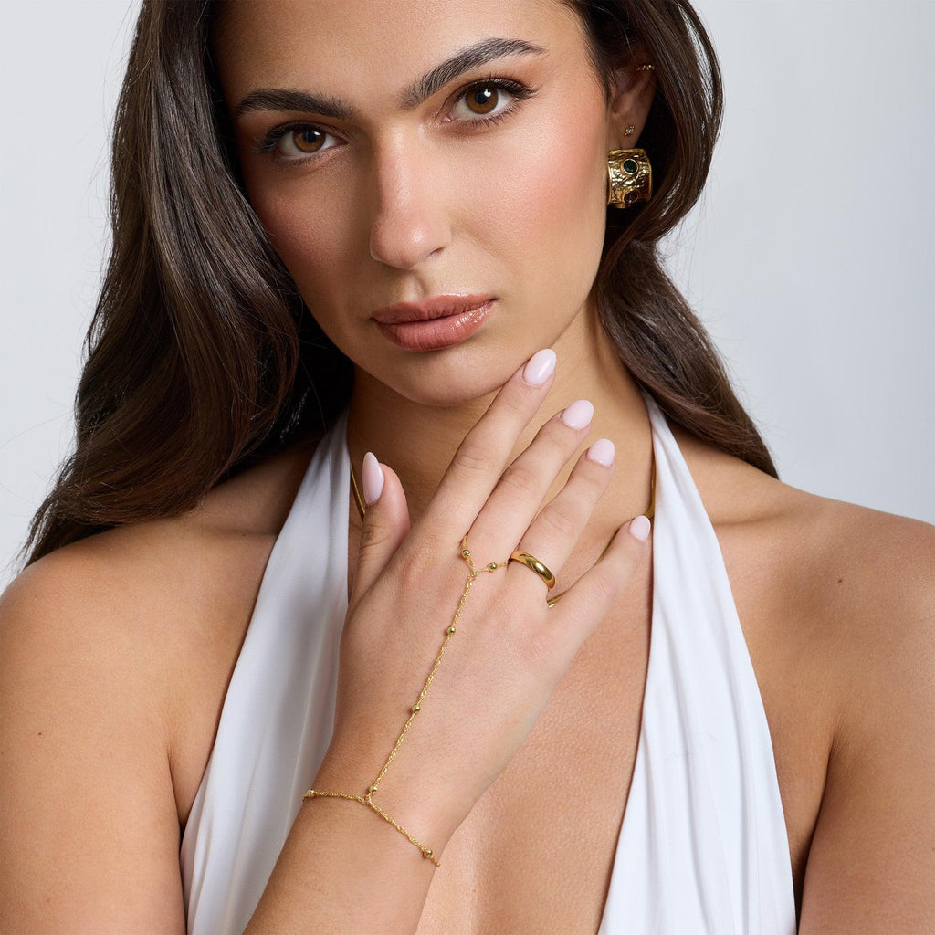 Evry Jewels Gold Coast Hand Chain