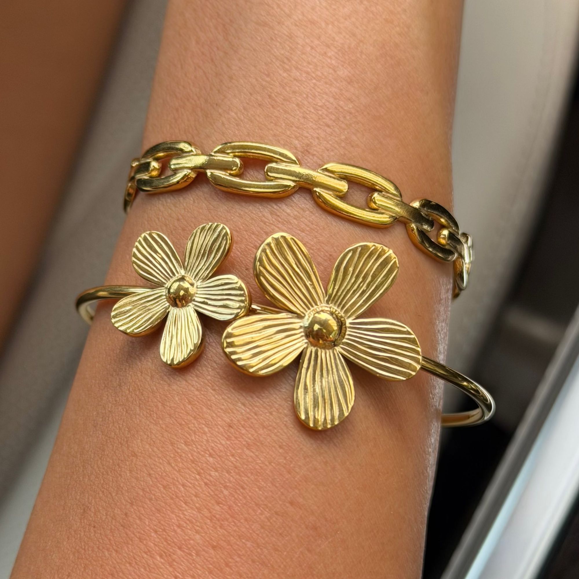 Evry Jewels Spring Together Bangle