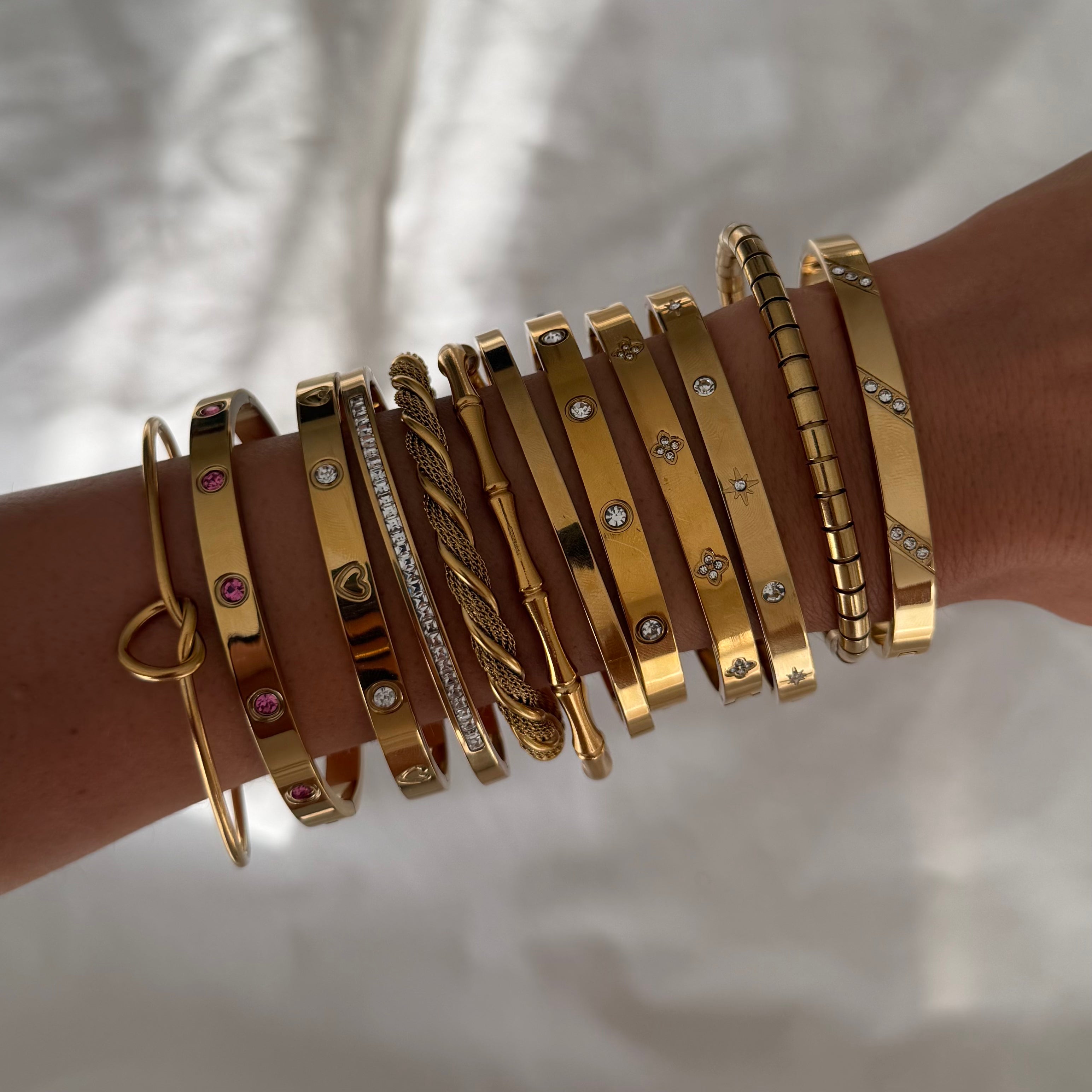 Evry Jewels It-Girl Status Tennis Bangle