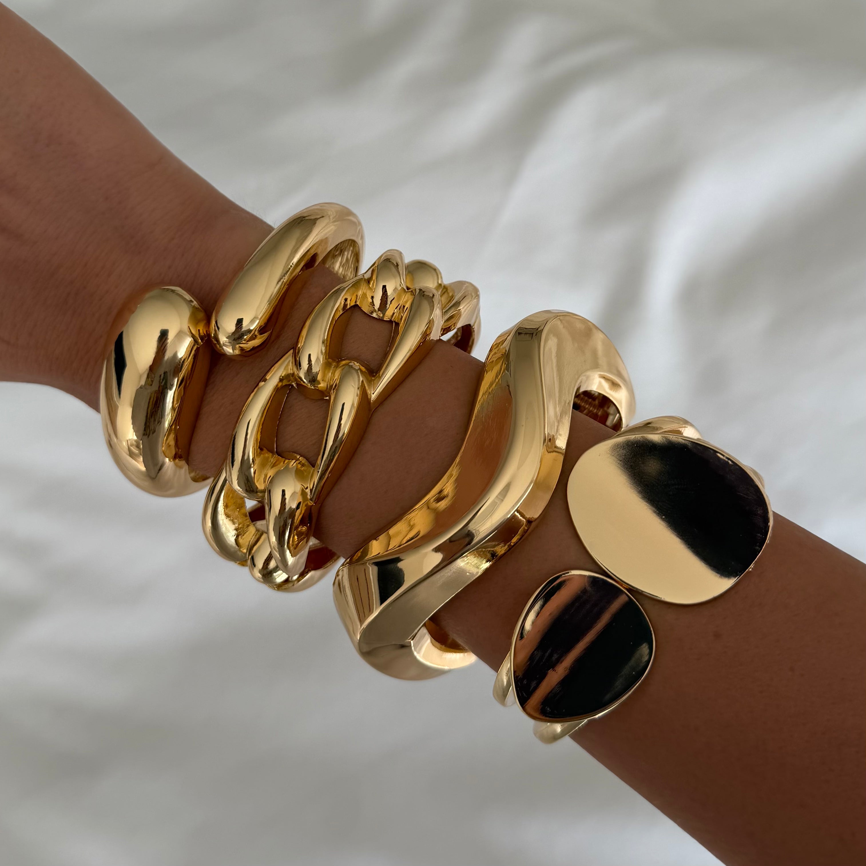 Evry Jewels Serpent Bangle