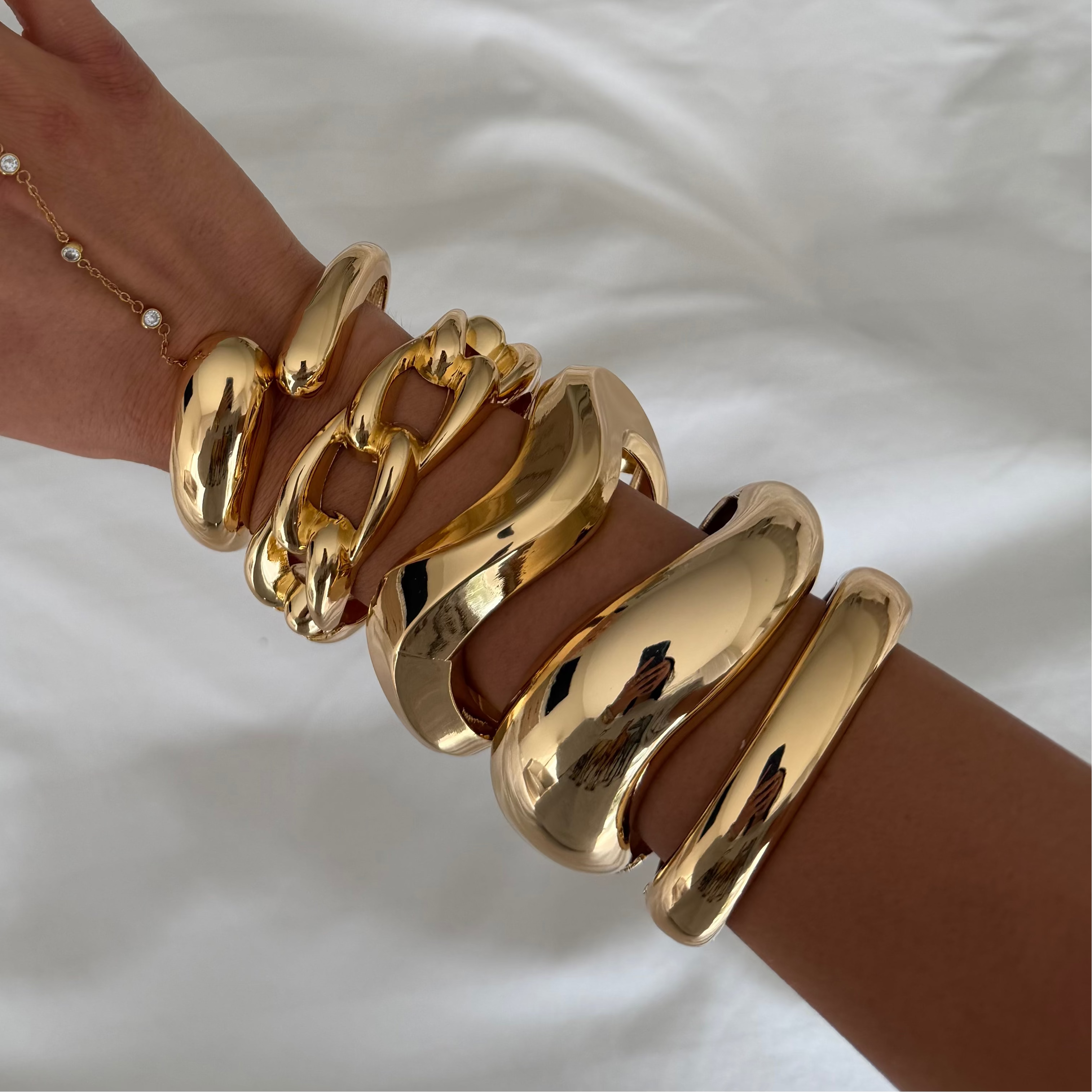 Evry Jewels Chunky Bangles