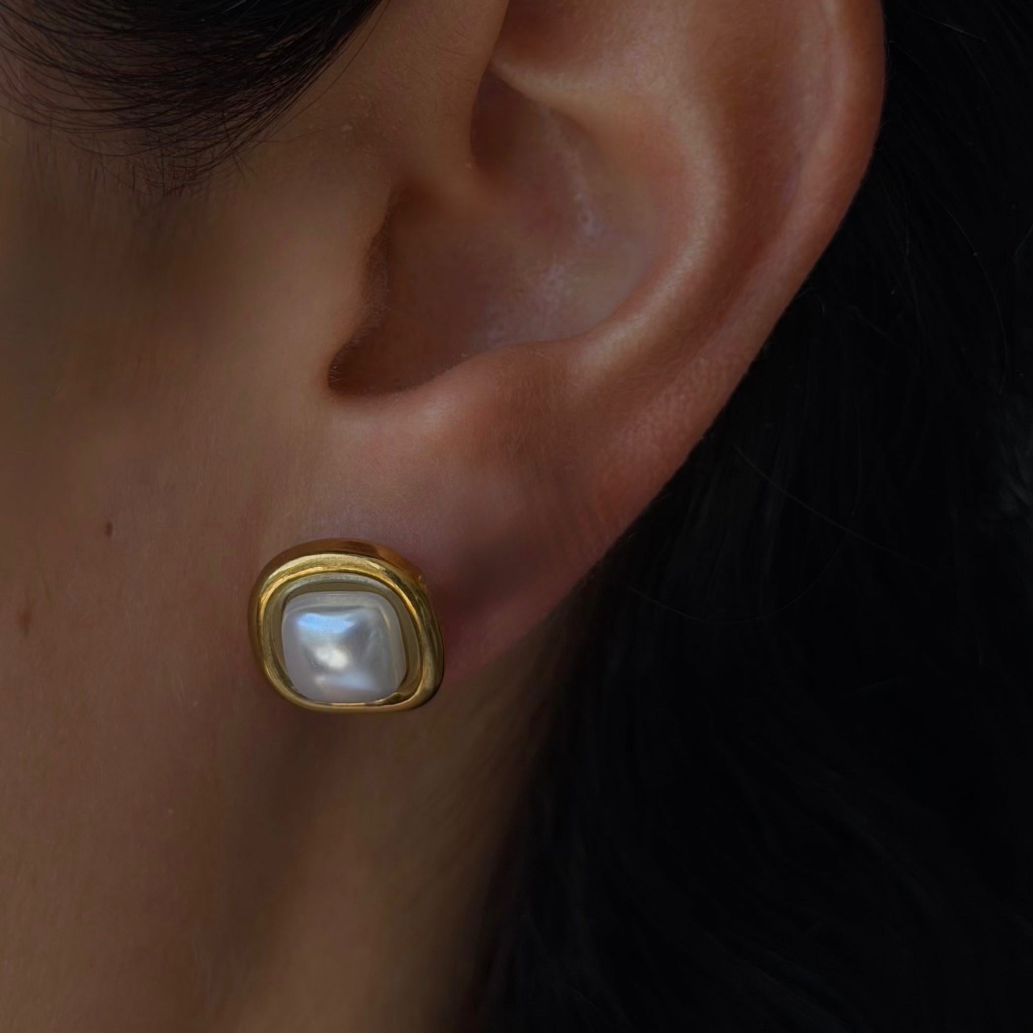 Evry Jewels Daisy Dreams Pearl Earrings