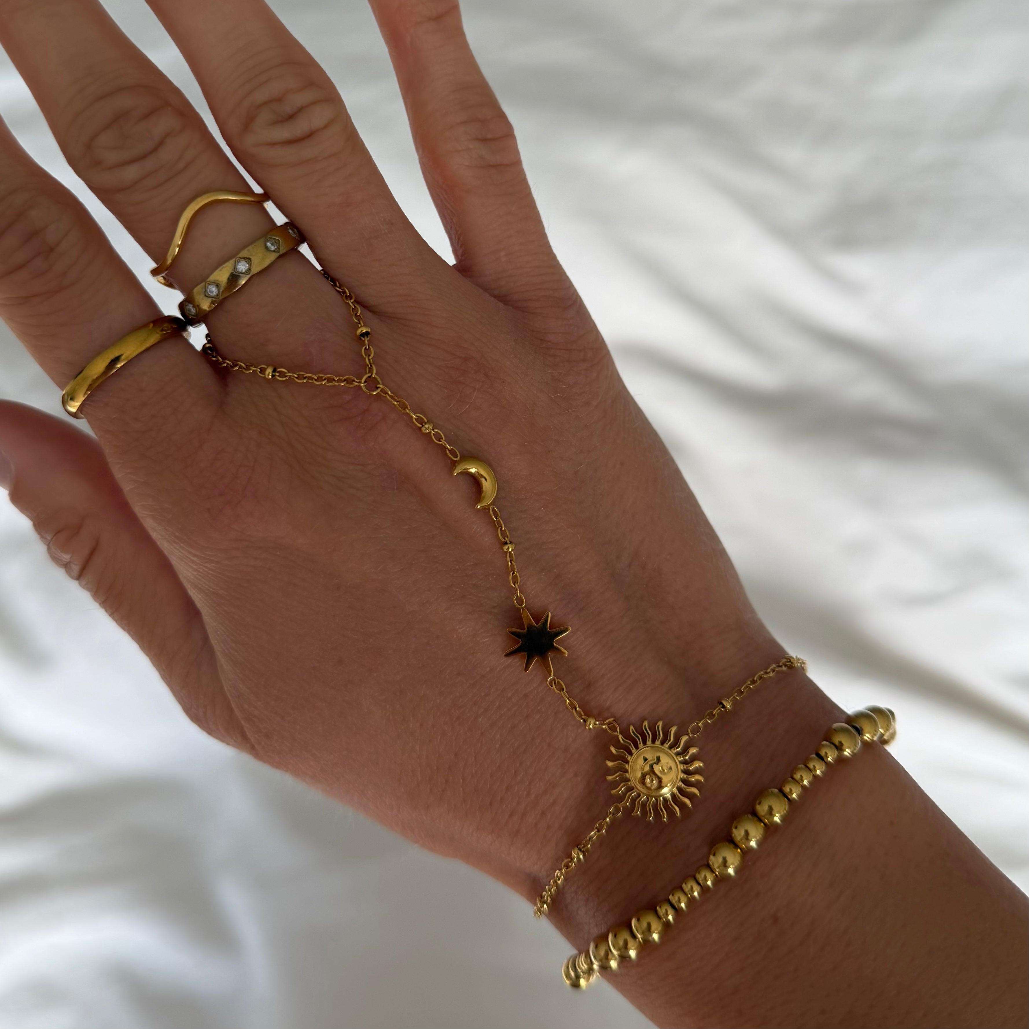 Evry Jewels Sunny Daze Hand Chain