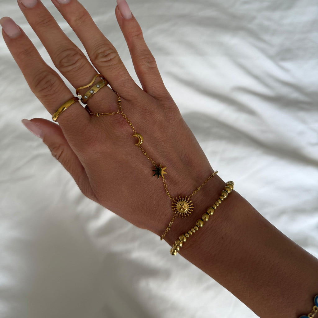 Evry Jewels Sunny Daze Hand Chain