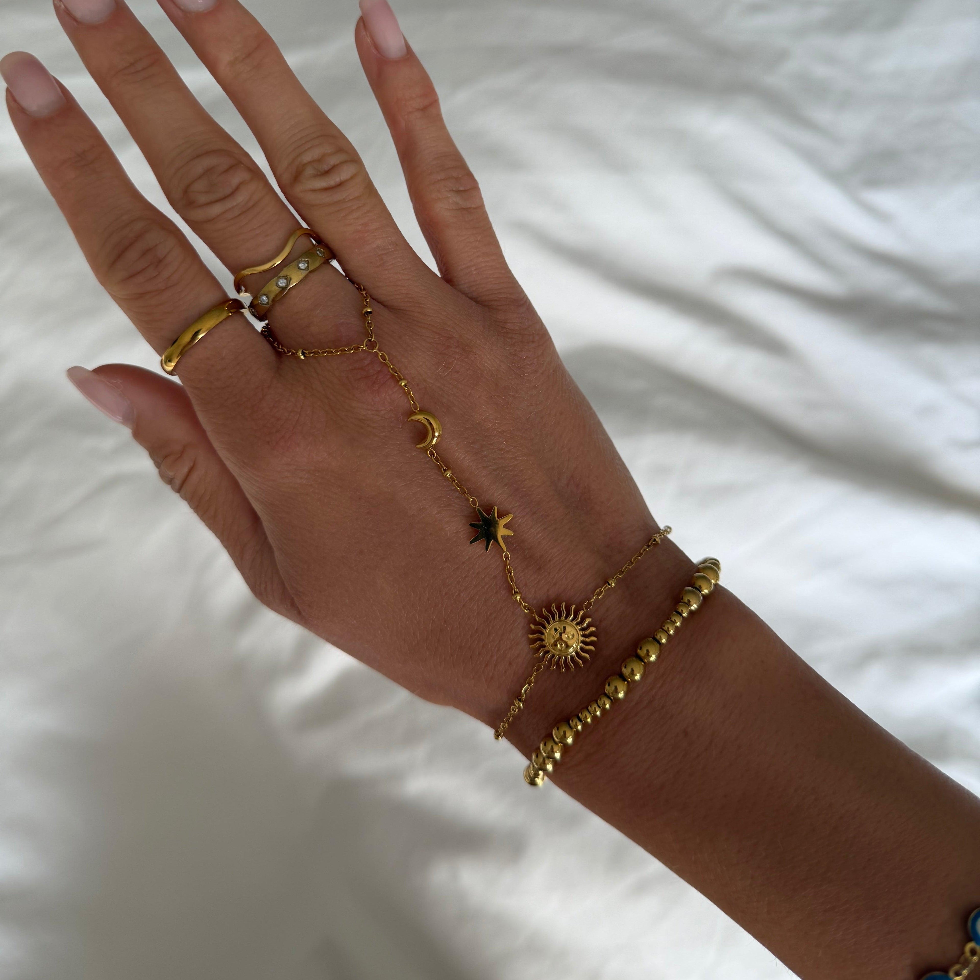 Evry Jewels Sunny Daze Hand Chain