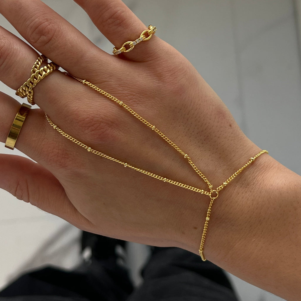 Evry Jewels Isla Hand Chain