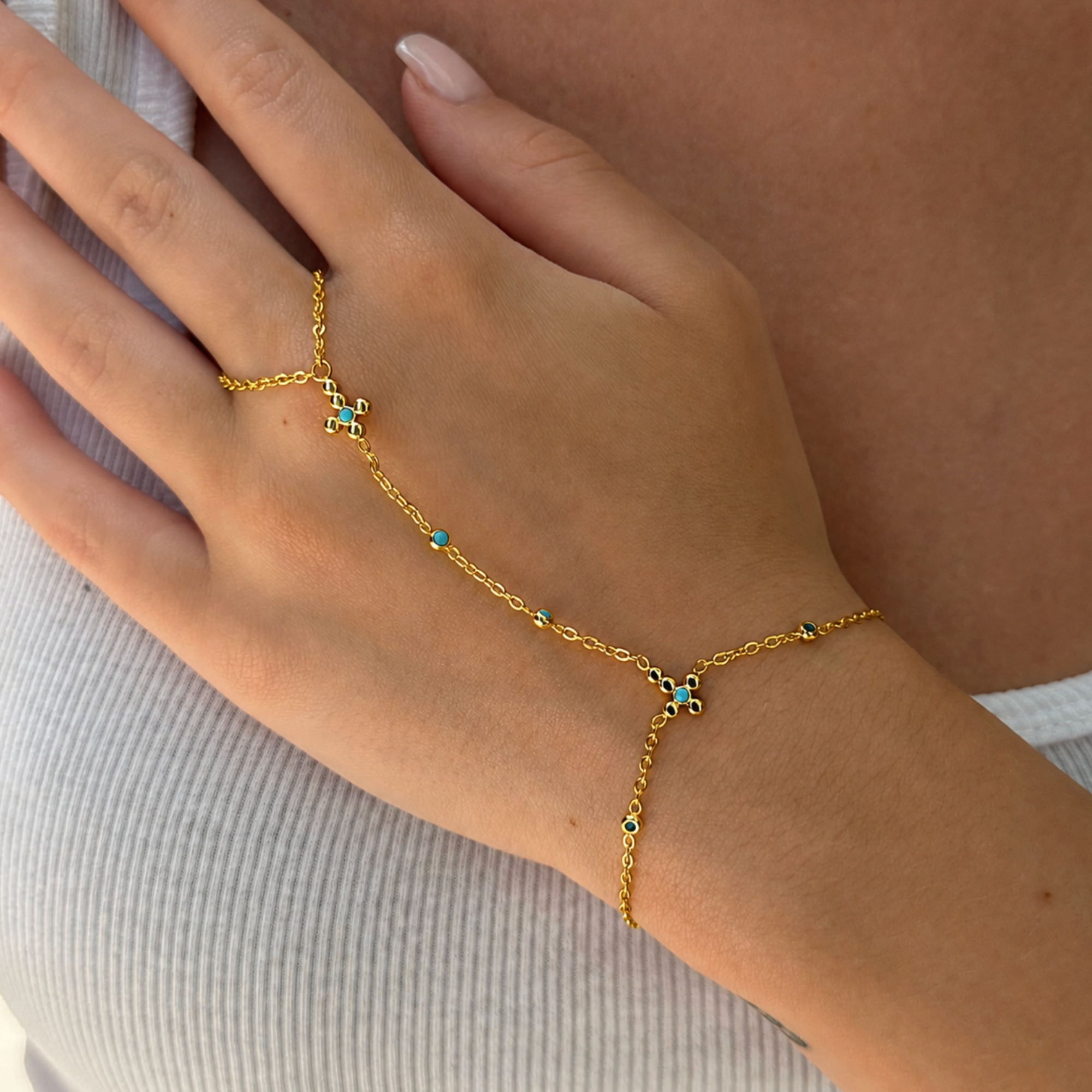 Evry Jewels Faith Babe Hand Chain