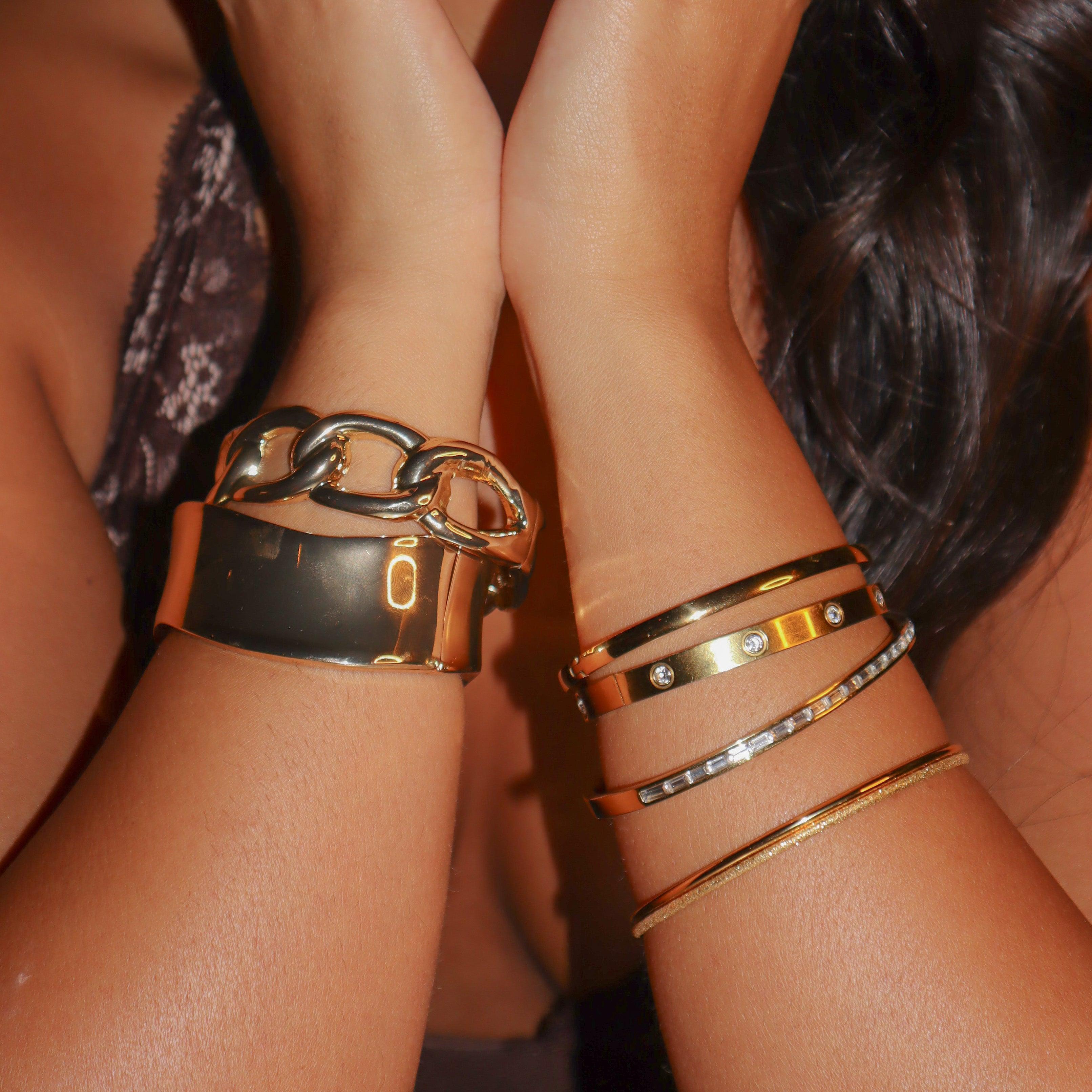 Evry Jewels Suave Bangle