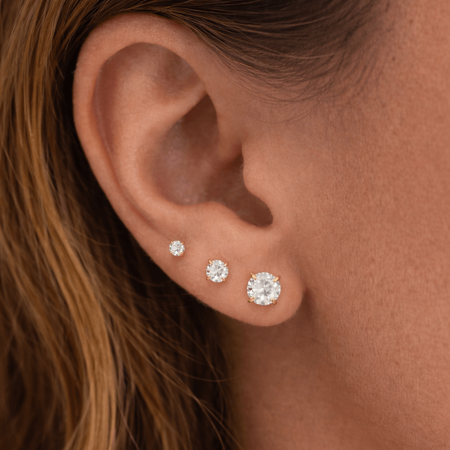 Evry Jewels Babydoll Flat Back Stud Earrings Gold