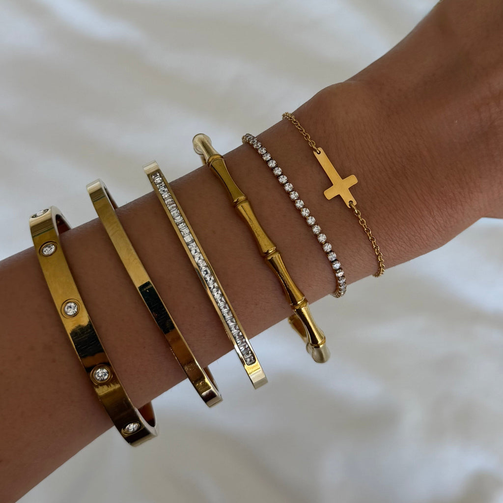 Evry Jewels Classic Cross Bracelet